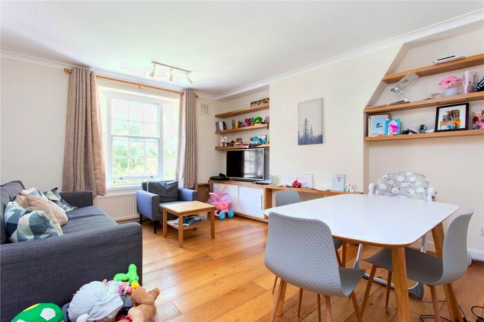 2 Bedroom Flat To Rent In Richmond Grove, London, N1