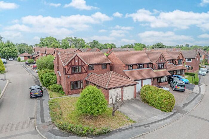 4 Bedroom Detached House To Rent In Halstead Grove, Solihull, B91
