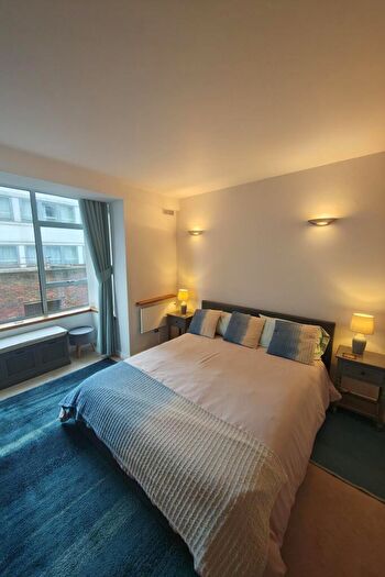 2 Bedroom Apartment To Rent In Little Preston Street, BN1