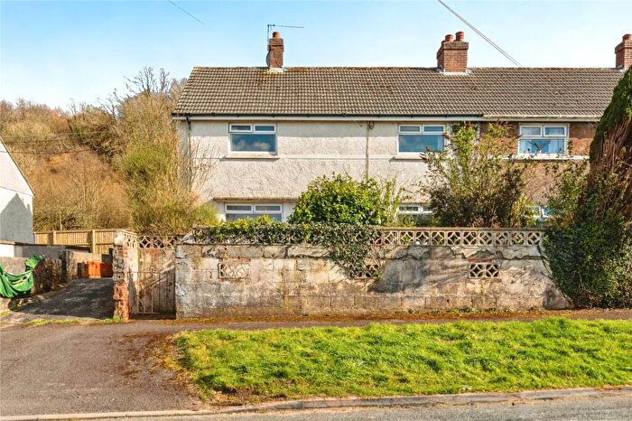 3 Bedroom Semi-Detached House For Sale In Glan Tywi, Ferryside, Carmarthenshire, SA17