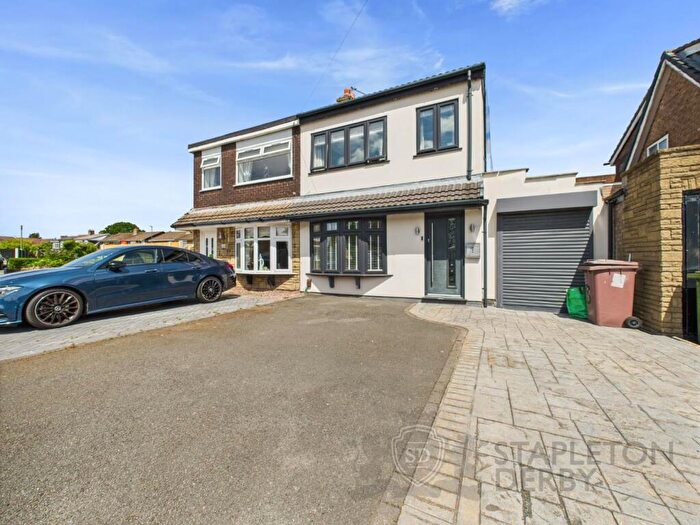 3 Bedroom Semi-Detached House For Sale In Thorndyke Close, Rainhill, Prescot, L35