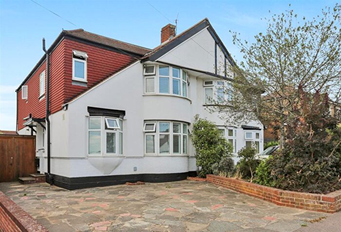 4 Bedroom Semi Detached House For Sale In Kirby Close, Ewell, KT19