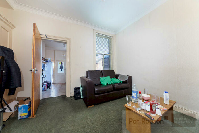 4 Bedroom Maisonette To Rent In Forsyth Road, Jesmond, Newcastle Upon Tyne, NE2