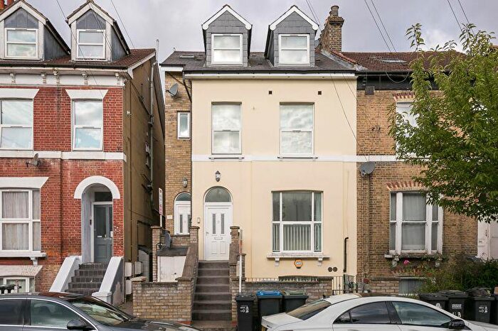 1 Bedroom Flat To Rent In Alexandra Road, Croydon, CR0