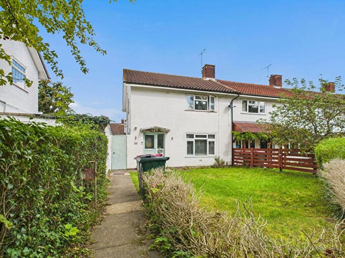 3 Bedroom End Of Terrace House For Sale In Black Dog Walk, Crawley, RH10