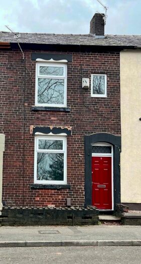 2 Bedroom Flat To Rent In Bow Street, Oldham, OL1