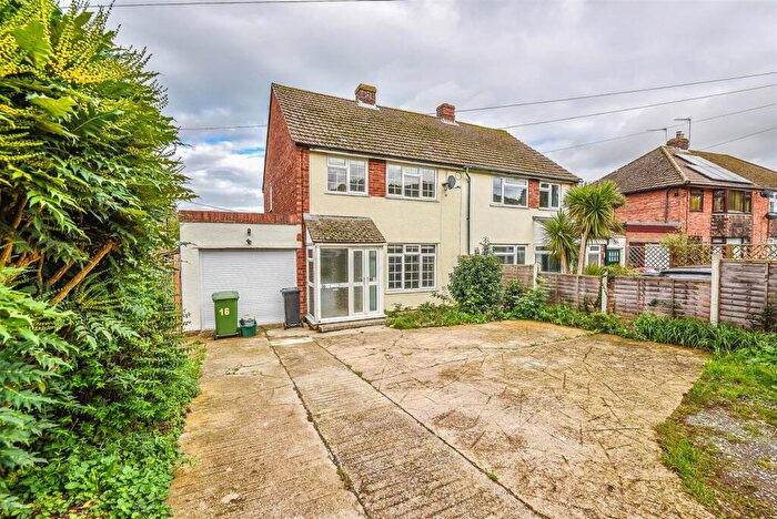3 Bedroom Semi-Detached House For Sale In Elm Grove, Tilsdown, Dursley, GL11