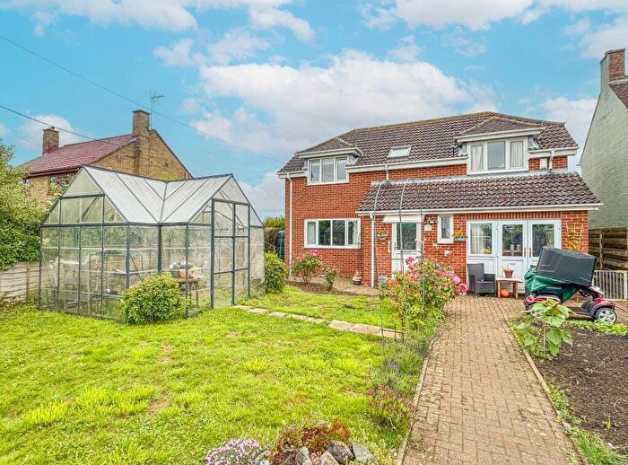 4 Bedroom Detached House For Sale In Bunters Road, Wickhambrook, Newmarket, CB8