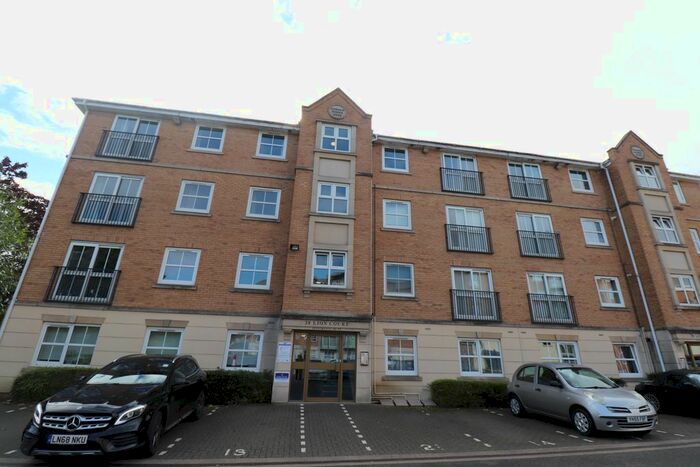 2 Bedroom Penthouse To Rent In Lion Court, Southbridge, Northampton, NN4
