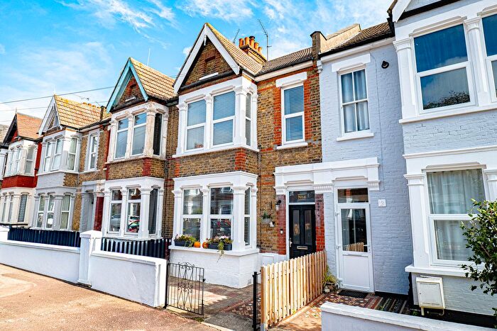 3 Bedroom Terraced House For Sale In Richmond Street, Southend-On-Sea, SS2