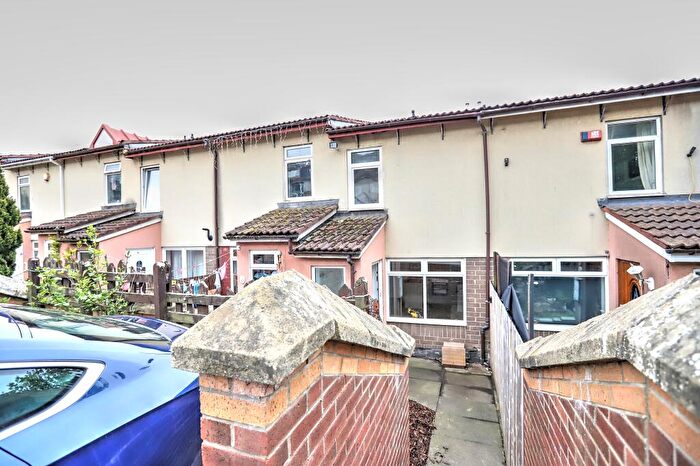 2 Bedroom Terraced House For Sale In Amelia Close, Newcastle Upon Tyne, NE4