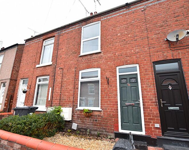 2 Bedroom Town House To Rent In Vernon Street, Wrexham, LL11