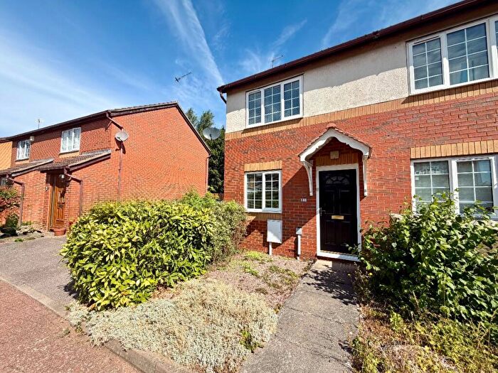 2 Bedroom End Of Terrace House For Sale In Kippell Hill, Olney, MK46