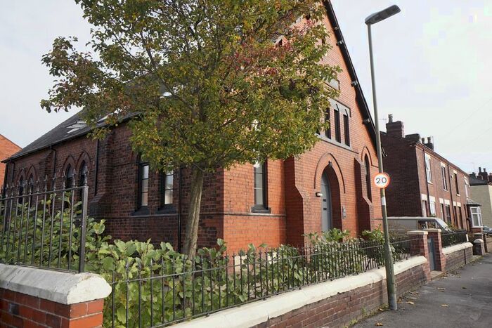 2 Bedroom Flat To Rent In Charles Street, Golborne WA3