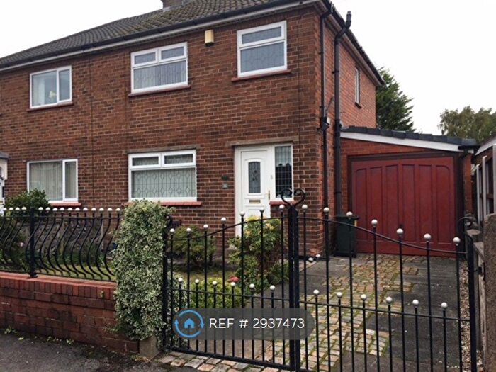 3 Bedroom Semi-Detached House To Rent In Hill View Drive, Coppull, Chorley, PR7