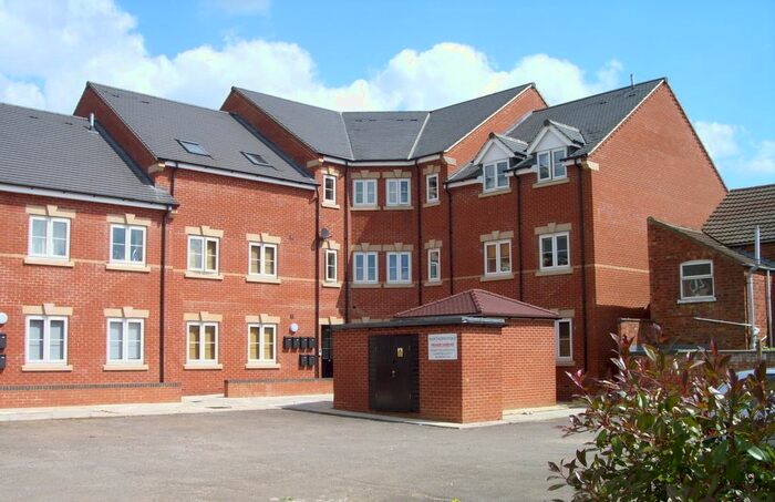 2 Bedroom Flat To Rent In Hawthorn Road, Kettering, NN15