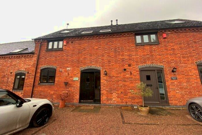 4 Bedroom Barn Conversion To Rent In Salt Way, Astwood Bank, Redditch, B96