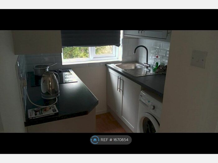 1 Bedroom Flat To Rent In Amersham, Amersham, HP7