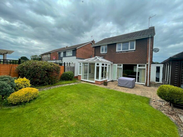 4 Bedroom Property To Rent In Friars Pardon, Hurworth, Darlington, DL2