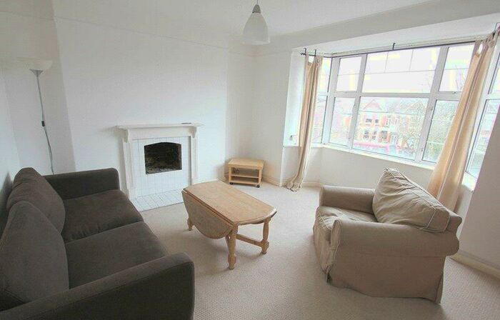 2 Bedroom Apartment To Rent In Barrington Court, Colney Hatch Lane, Muswell Hill, London, N10