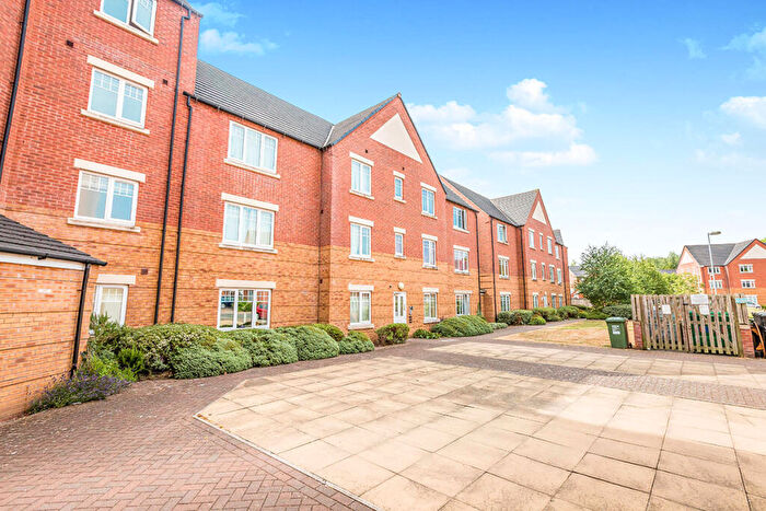 2 Bedroom Flat To Rent In Hedgerow Close, Redditch, Worcestershire, B98