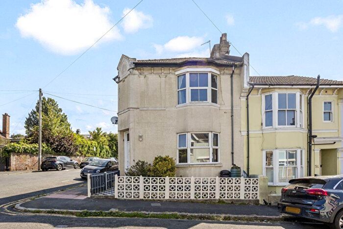 1 Bedroom Flat For Sale In Agnes Street, Elm Grove, Brighton, BN2