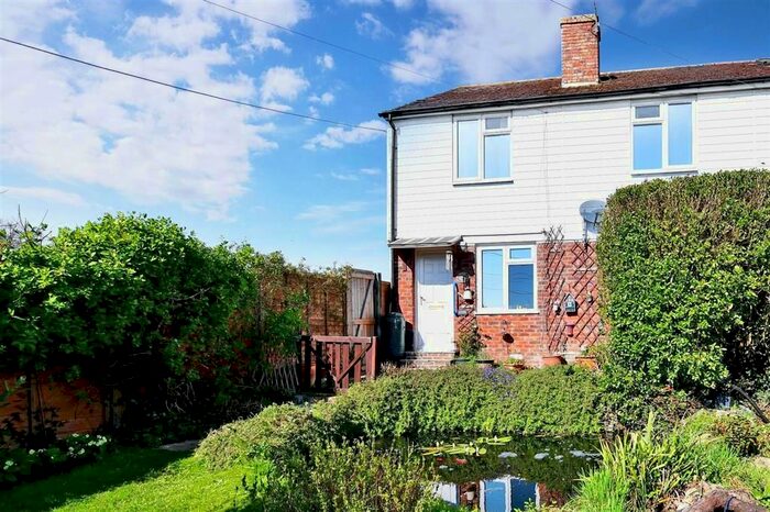 5 Bedroom End Of Terrace House For Sale In Susans Hill, Woodchurch, Ashford, Kent, TN26