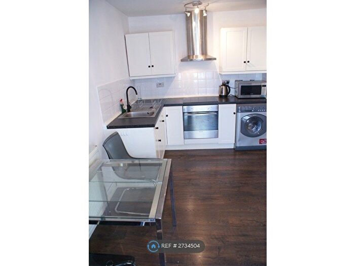 1 Bedroom Flat To Rent In Westbourne Park Road, London, W11