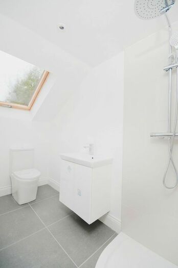 1 Bedroom Flat To Rent In The Mall, Ealing Broadway, London, W5