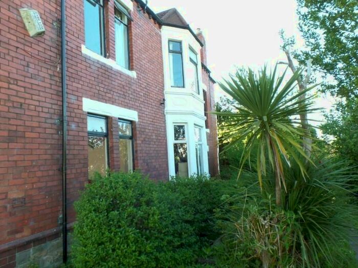 6 Bedroom Terraced House To Rent In Clun Terrace, Cathays, Cardiff, CF24