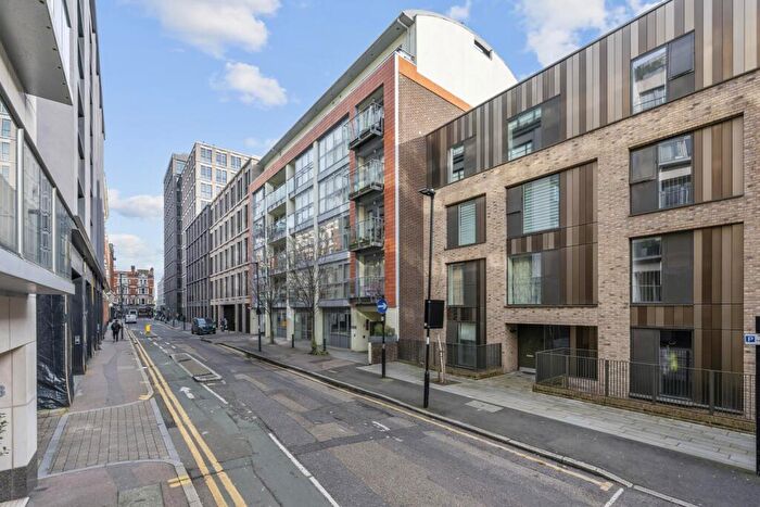 1 Bedroom Apartment For Sale In Matisse Court, Featherstone Street, EC1Y