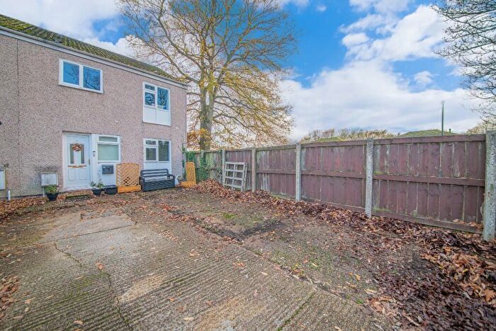 3 Bedroom End Of Terrace House For Sale In Blackbushe Close, Lordshill, SO16