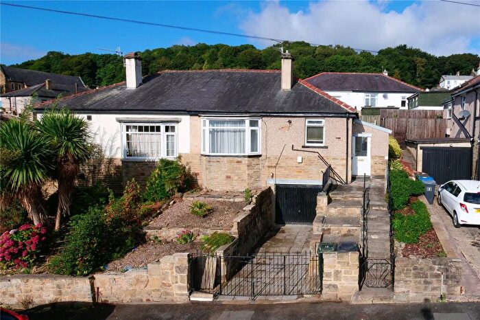 2 Bedroom Bungalow To Rent In Woodcot Avenue, Baildon, Shipley, West Yorkshire, BD17