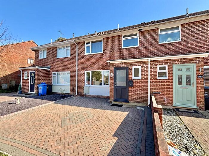 3 Bedroom Terraced House For Sale In Hewitt Road, Hamworthy, BH15