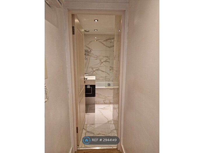 1 Bedroom Flat To Rent In Minerva Lodge, London, SE3