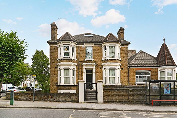 1 Bedroom Flat For Sale In Willesden Lane, London, NW6