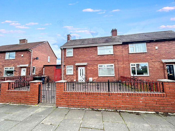 3 Bedroom Semi Detached House For Sale In St. Cuthberts Road, Wallsend, Tyne And Wear, NE28