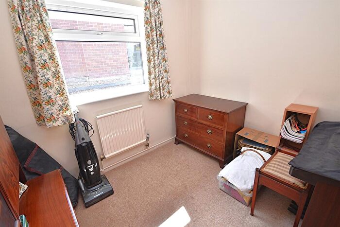 3 Bedroom Detached Bungalow For Sale In Fitzwilliam Avenue, Sutton, Macclesfield, SK11
