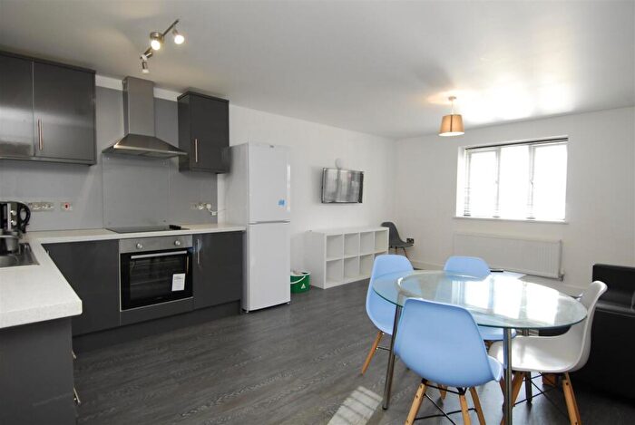 2 Bedroom Flat To Rent In Belgrave Manor, Apt, Plymouth, PL4