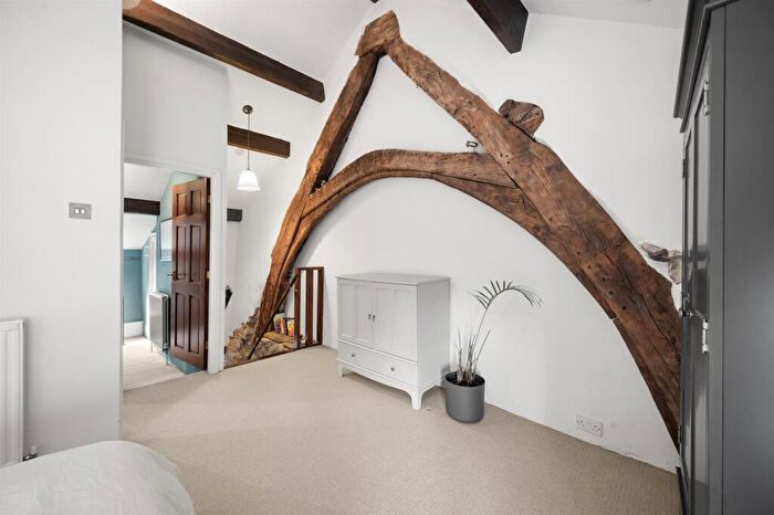 2 Bedroom Terraced House For Sale In Gordon Road, Tideswell, Buxton, SK17