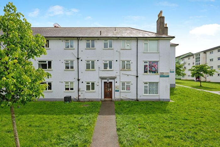 2 Bedroom Flat For Sale In Pasley Street, Plymouth, PL2