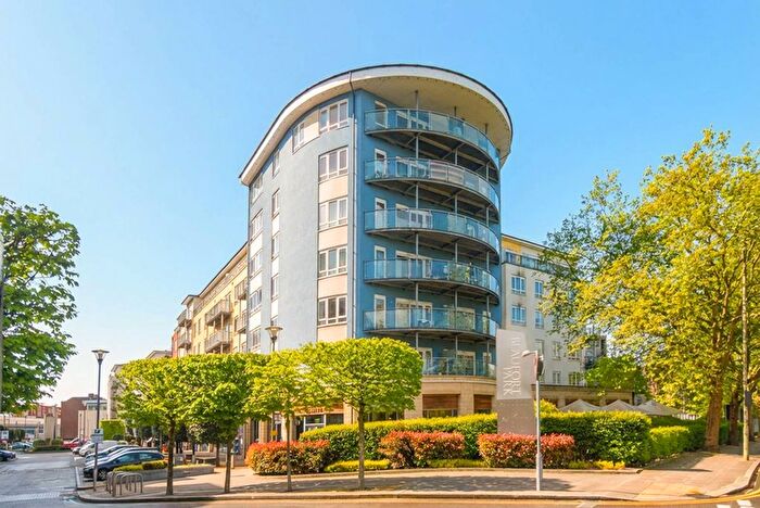 2 Bedroom Flat To Rent In Heritage Avenue, Colindale, London, NW9
