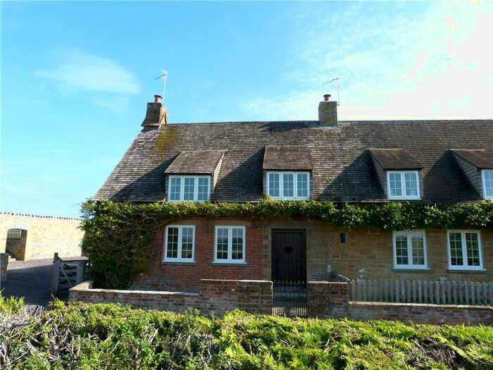 3 Bedroom Semi-Detached House To Rent In Burrow Hill, Kingsbury Episcopi, Martock, TA12