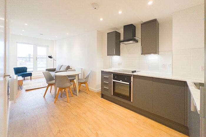 1 Bedroom Flat To Rent In Lincoln House, Nelson Street, Bolton, BL3