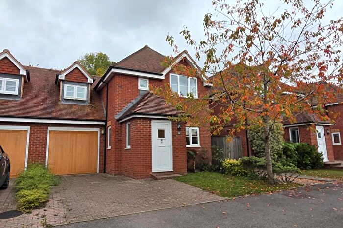 3 Bedroom Semi-Detached House For Sale In Riverside Avenue, Wallington, PO16