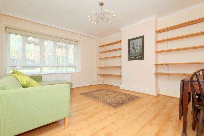 3 Bedroom Flat To Rent In Park View, Collins Road, London, N5