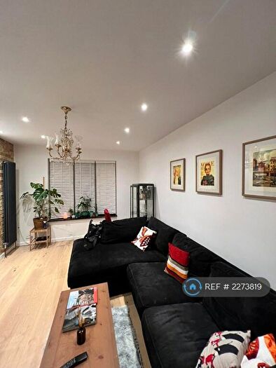 3 Bedroom Terraced House To Rent In Seeley Drive, London, SE21