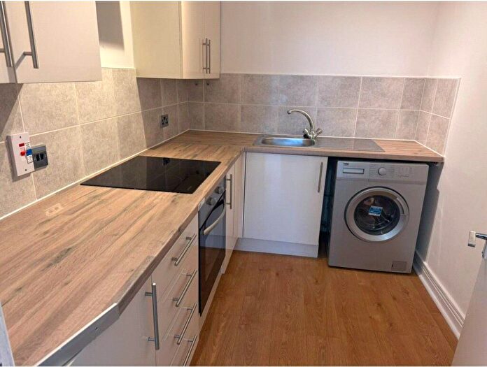 1 Bedroom Flat To Rent In South Tottenham, London, N15