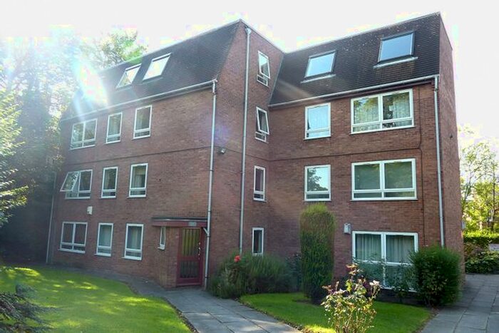 1 Bedroom Flat To Rent In Brooklyn Court, Wilmslow Road, Withington, M20