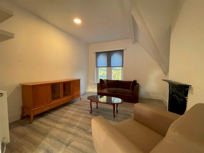 1 Bedroom Flat To Rent In Ninian Road, Cardiff, CF23